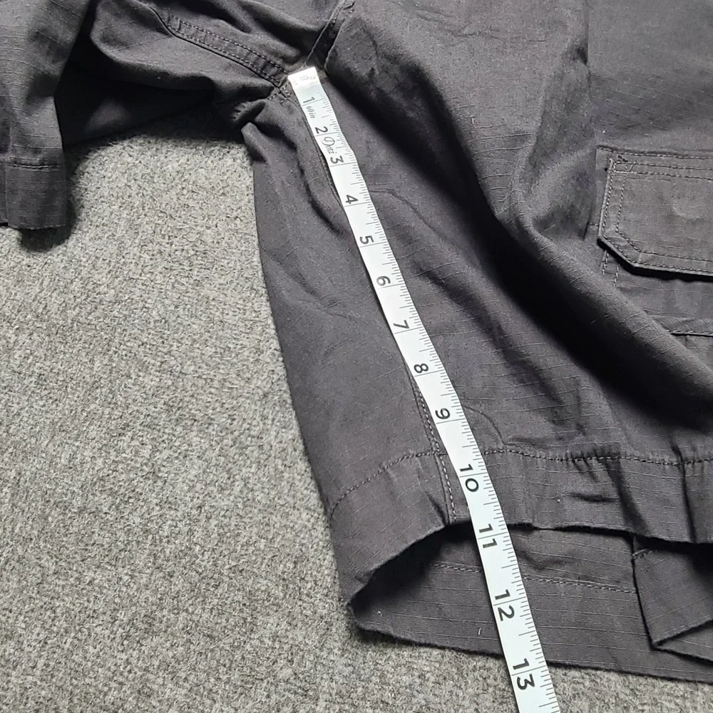 Eddie Bauer Mens Cargo Shorts Gray Size 36 Cotton‎ Flat Front Pockets Outdoor